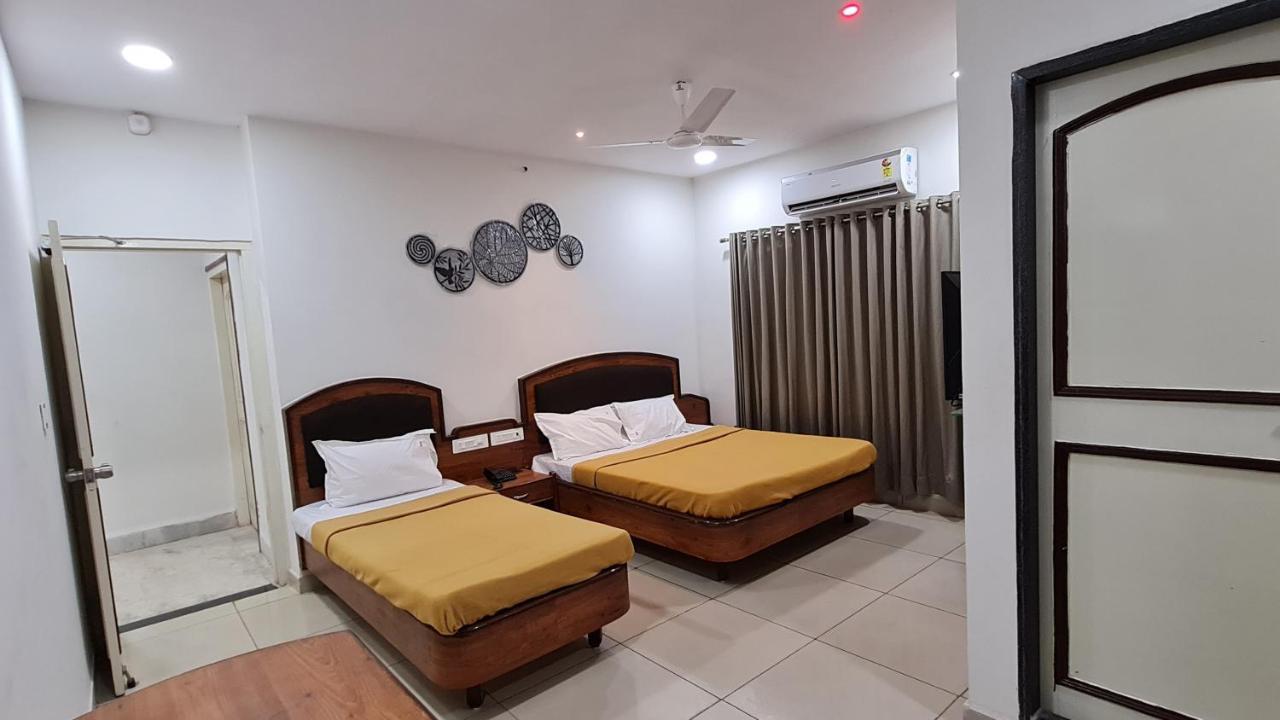 Hotel Tirth Ankleshwar Εξωτερικό φωτογραφία